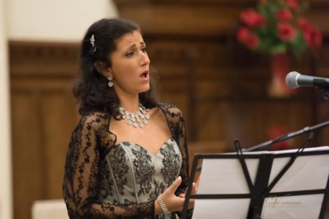soprano angela nicoli frosinone ciociaria