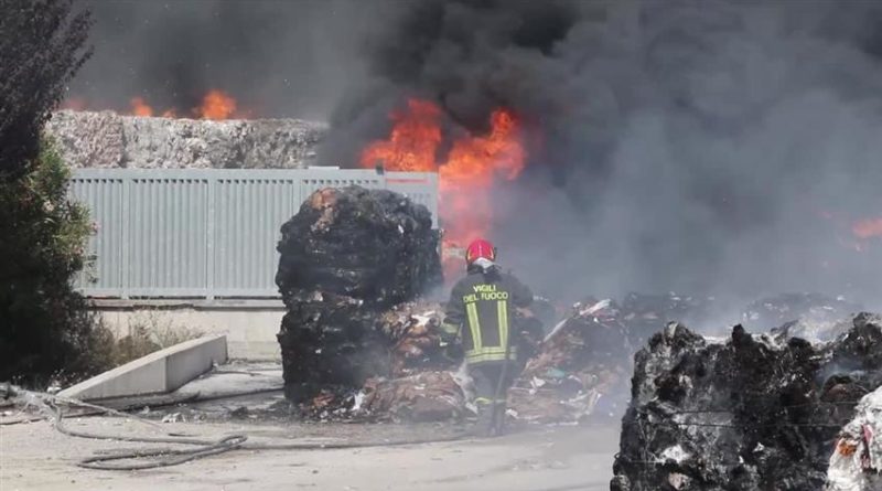 incendio ferentino asi vigili del fuoco carabinieri ciociaria il corriere della provincia