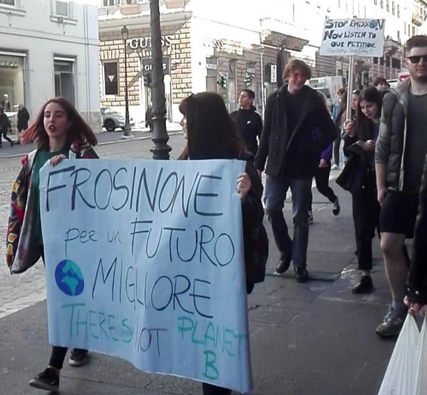 manifestazione clima studenti il corriere della provincia