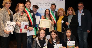 ordine giornalisti scuola premio il corriere della provincia