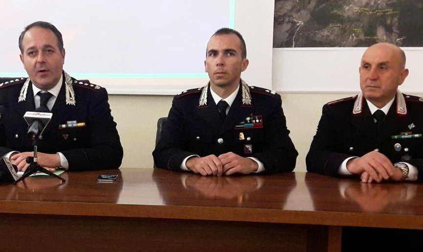Da sinistra il colonnello Fabio Cagnazzo, il maggiore Matteo Branchinelli e il luogotenente Angelo Pizzotti
