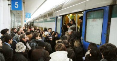 treni affollati il corriere della provincia