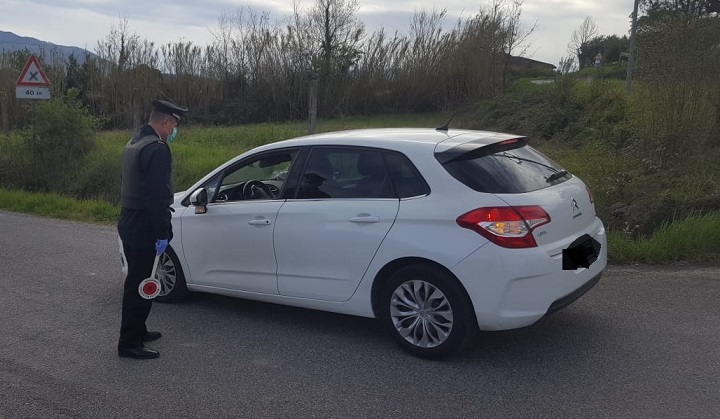 controlli carabinieri il corriere della provincia