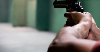 pistola in pugno il corriere della provincia
