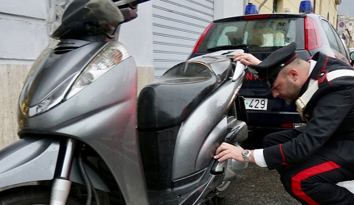 scooter carabiniere il corriere della provincia