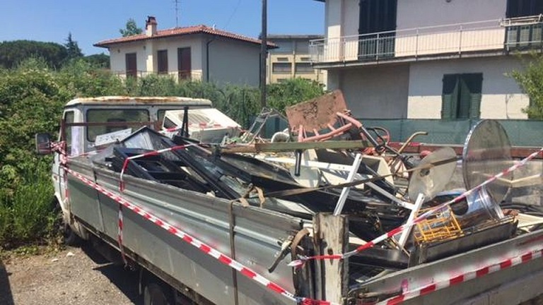 camion rifiuti