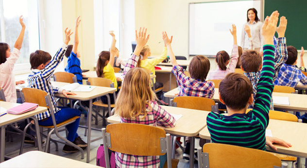 scuola pubblica istruzione Valentina Sementilli amministrazione Ottaviani Frosinone Ciociaria Comune di Frosinone studenti borse di studio istituzioni scolastiche secondarie di II grado domanda “Io studio” graduatoria ufficio protocollo generale ufficio pubblica istruzione modulo attualità