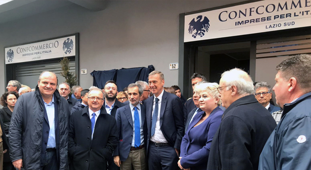 Confcommercio Lazio Sud, bagno di folla all’inaugurazione della nuova sede di Frosinone