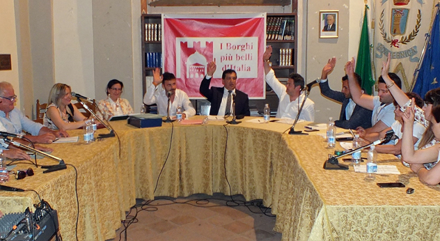 attualità Boville Ernica Frosinone Ciociaria palazzo Asl servizi sanitari centro storico Enzo Perciballi Consiglio comunale