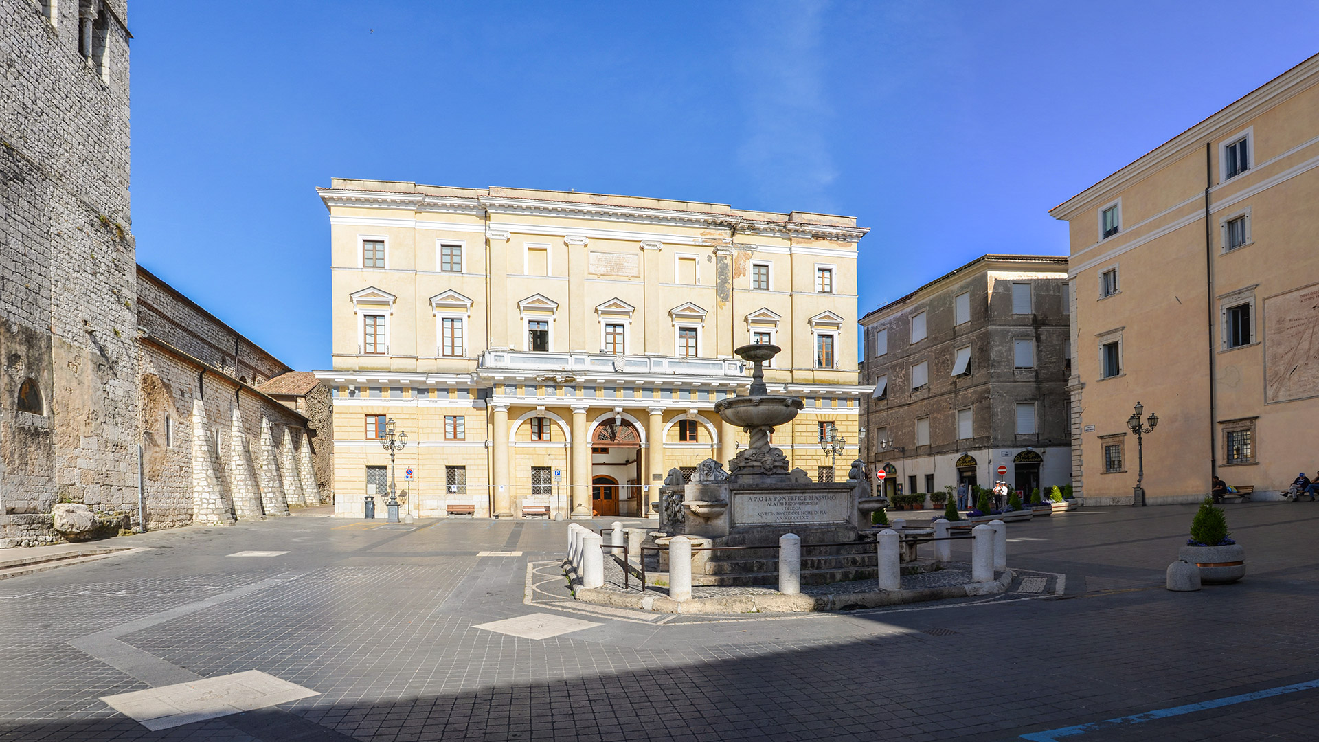 alatri-piazza-santa-maria-maggiore