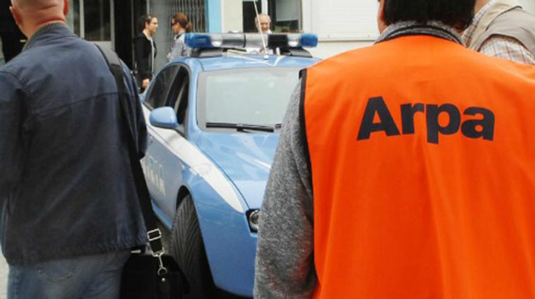 mecoris incendio fabbrica stabilimento rifiuti speciali fumo tossico nube frosinone ciociaria vigili del fuoco nicola ottaviani ordinanza sindaco arpa lazio analisi