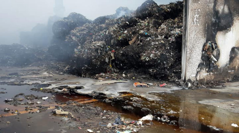 mecoris incendio fabbrica stabilimento rifiuti speciali fumo tossico nube frosinone ciociaria vigili del fuoco nicola ottaviani ordinanza sindaco vincenzo savo
