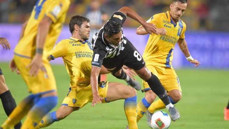 Frosinone-Ascoli 2-1, i giallazzurri ribaltano la sfida con i gol di Dionisi e Paganini