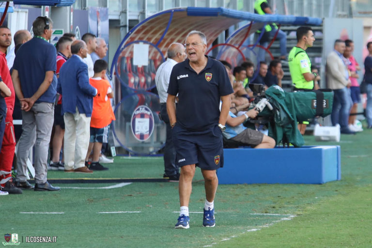 Verso Frosinone-Cosenza: l’ex Braglia cerca punti allo “Stirpe”