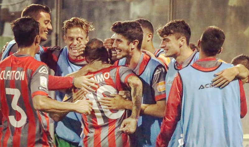 cremonese-gruppo-esultanza-soddimo-ciofani