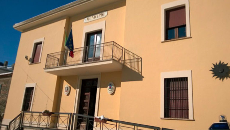 attualità politica Colle San Magno Ciociaria Risorse ministeriali Comune di Colle San Magno fondi decreto Ministero degli Interni efficientamento energetico messa in sicurezza di strade e scuole patrimonio pubblico miglioramento della pubblica illuminazione Antonio Di Adamo Lavori Pubblici Antonio Di Nota Frosinone