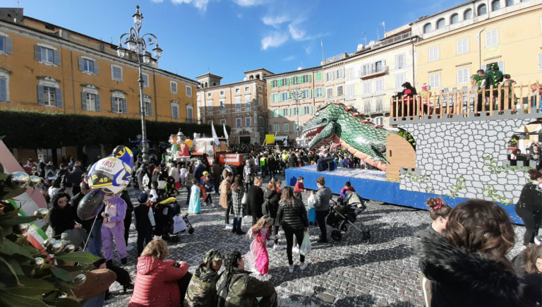 Anagni – Grande successo per il Carnevale anagnino 2020