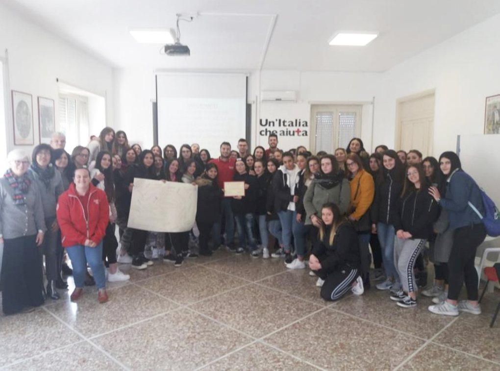 iis angeloni bullismo