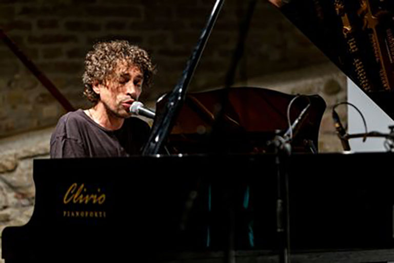 Intervista al cantautore Luciano D’Abbruzzo