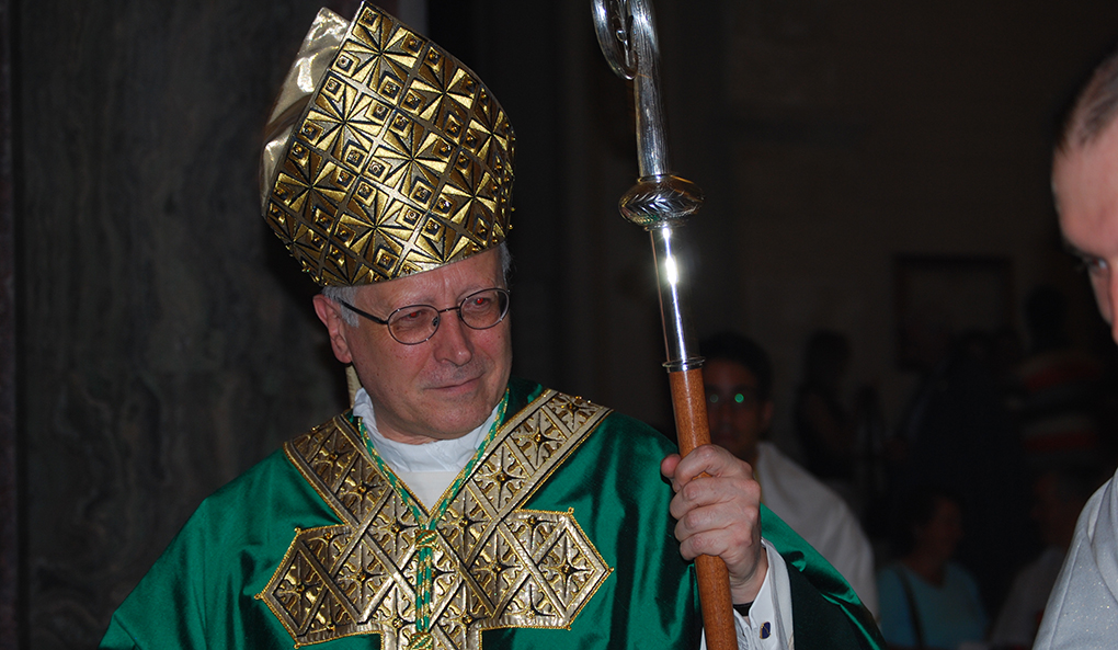 vescovo mons spreafico