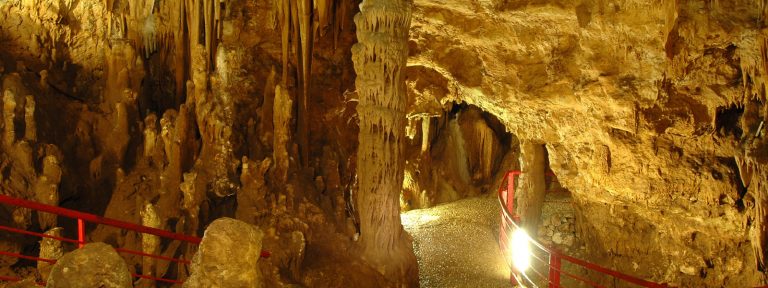 grotte pastena collepardo