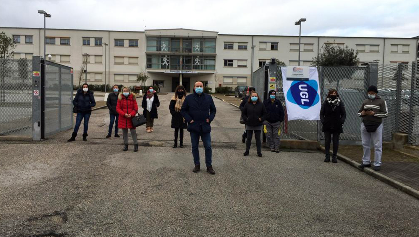 LAVORATORI CASA DELLO STUDENTE 001