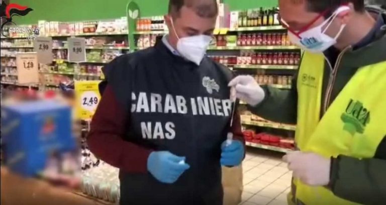 Carabinieri Nas tamponi