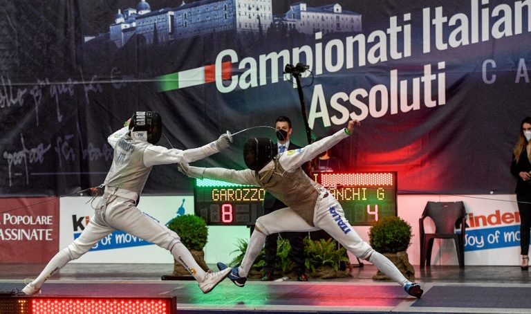 Cassino – Campionati Assoluti di  Scherma, ecco i campioni del fioretto maschile e femminile. Domani la spada, domenica la sciabola
