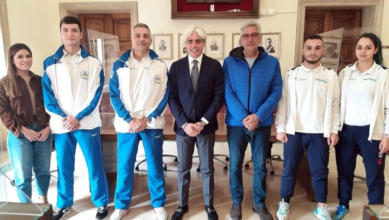 Ferentino – Ricevuti in Comune gli atleti che parteciperanno al Campionato europeo di karate a Belgrado