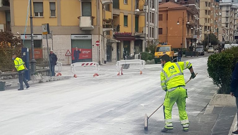 Frosinone, gasolio in strada: la municipale rintraccia l’autore