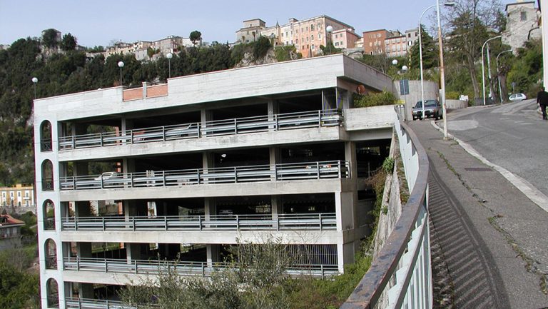 Veroli – Il Multipiano fuori servizio
