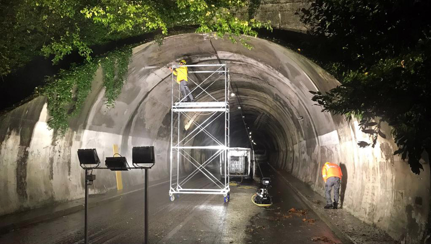 Frosinone, restyling del tunnel con lavori notturni 01