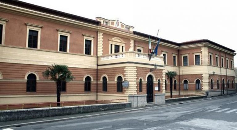 Veroli – Il Liceo Sulpicio sale nell’alta classifica Eduscopio insieme con il dirigente scolastico, con i docenti e con gli allievi