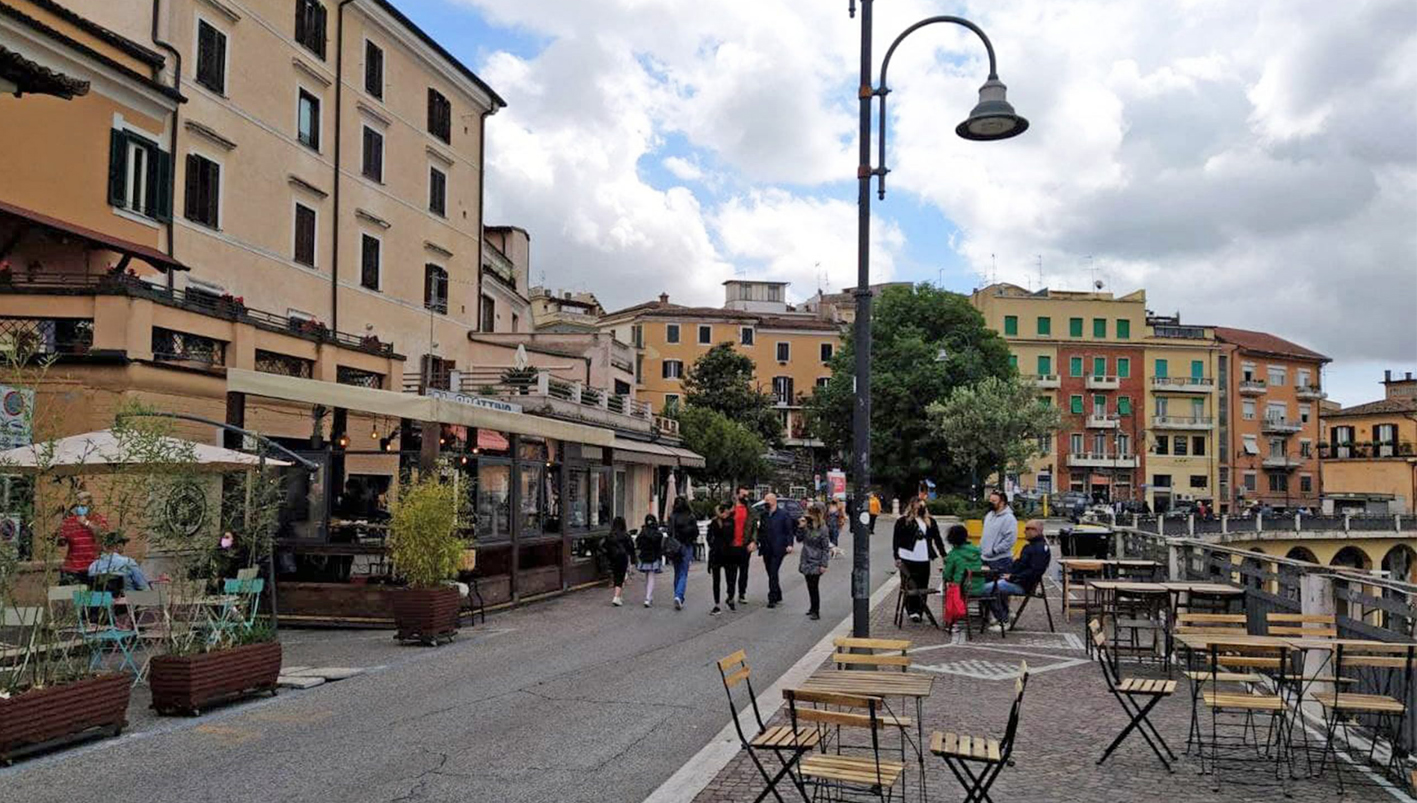 TERRAZZE DEL BELVEDERE - CENTRO STORICO - STREET MARKET - FROSINONE - SITO