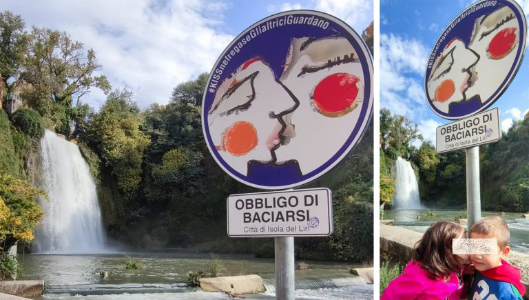 Isola del Liri – Nuovo cartello davanti alla cascata: arriva l’obbligo… di baciarsi