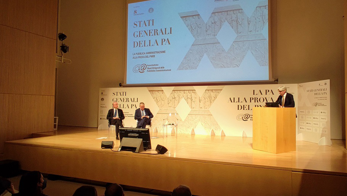 Il presidente Pompeo agli Stati Generali della Pubblica Amministrazione 01