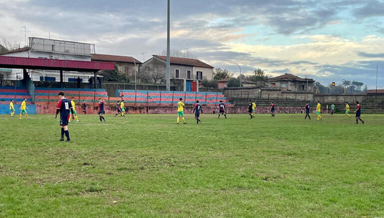 Calcio Juniores – Partita maschia al Popolla, il Ceccano supera il Lariano