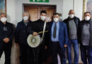 Fumone – Il sindaco Campoli rinnova l’antica tradizione del “Festarolo”, con la distribuzione delle ciambelle di San Sebastiano