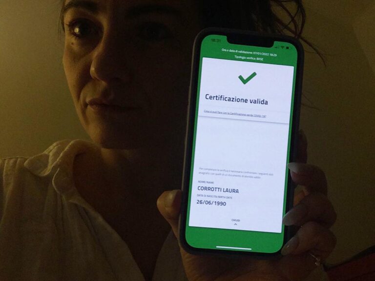 laura-corrotti-green-pass-covid