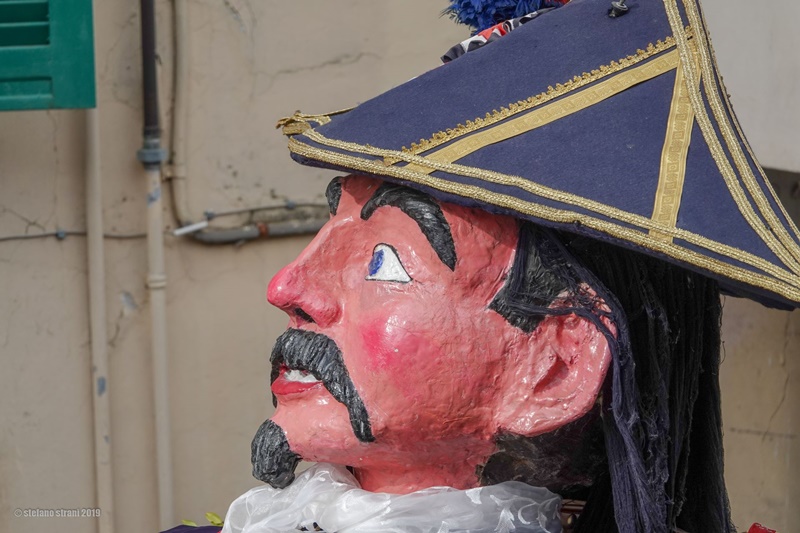 La Radeca - fantoccio del generale