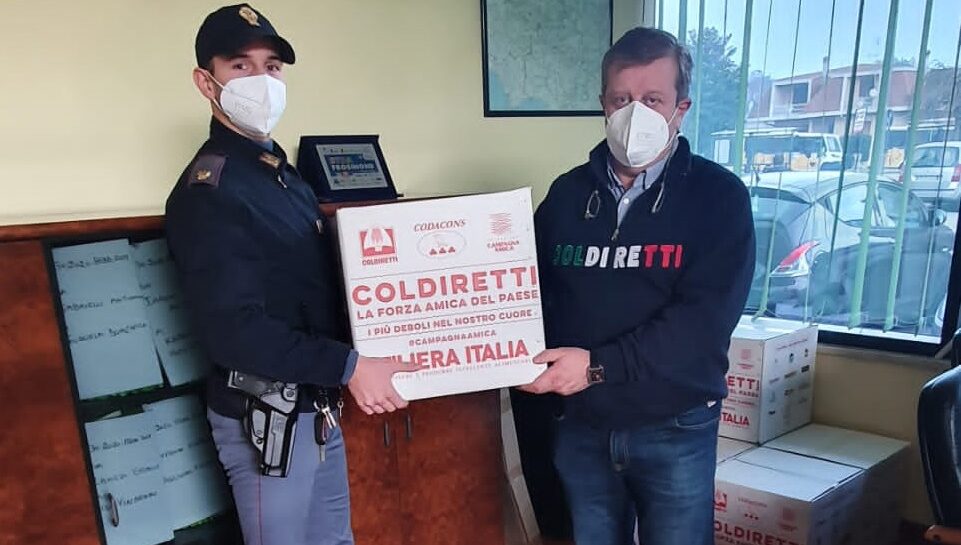 IMG-20220205-WA0002 CondiviDiamo-polizia-Coldiretti-famiglie-bisognose-povertà