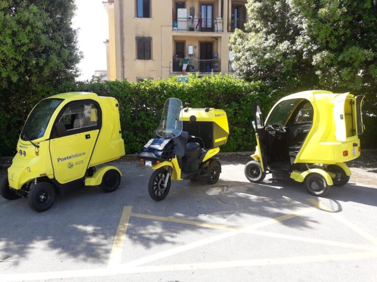 Poste Italiane, impianti fotovoltaici e mezzi green per gli uffici della provincia di Frosinone