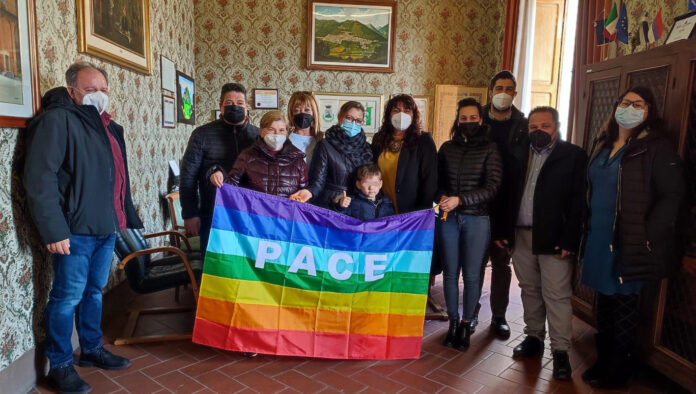 Alvito – Incontro con la comunità ucraina della città per organizzare gli aiuti umanitari 01
