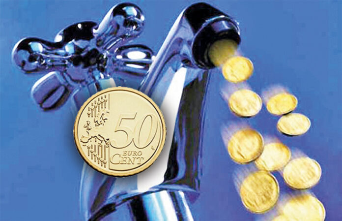 cover acqua a peso doro