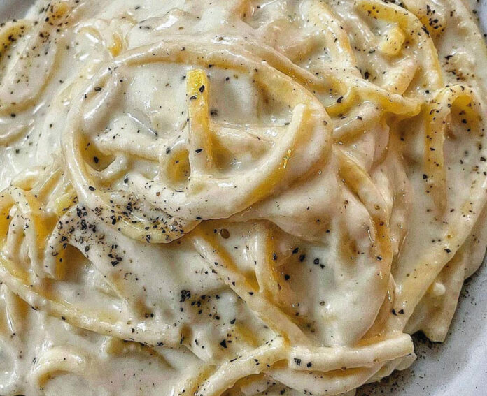 spaghetti-cacio-e-pepe