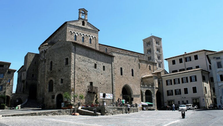 Anagni – Nuovi orari per ZTL, divieti e isole pedonali fino al 15 giugno 2022