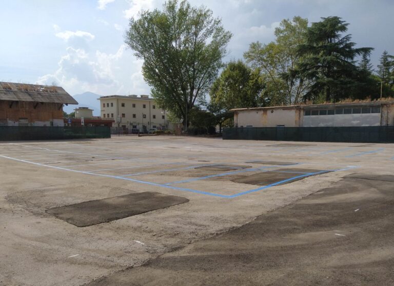 Frosinone – Sosta gratuita al parcheggio di piazzale Kambo