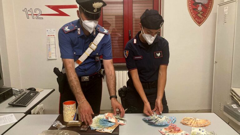 Controlli serrati nelle zone della movida: due arresti e una denuncia