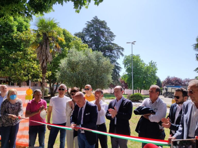 Frosinone – Il sindaco Ottaviani inaugura i lavori della grande piazza allo Scalo
