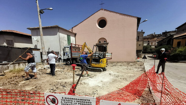 Ferentino – Iniziati i lavori per la realizzazione della nuova piazza antistante la chiesa di Santa Maria degli Angeli
